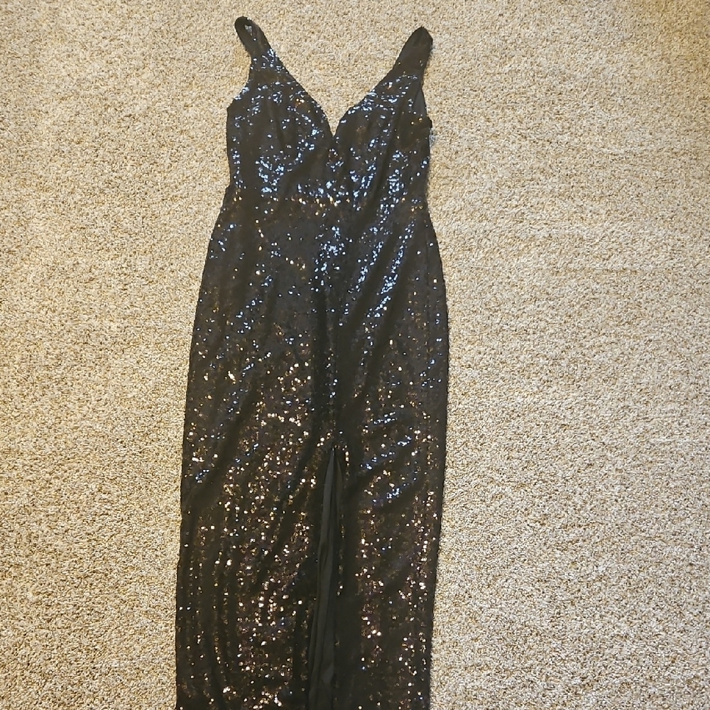 VENUS Black Sequin Embellished Maxi Gown